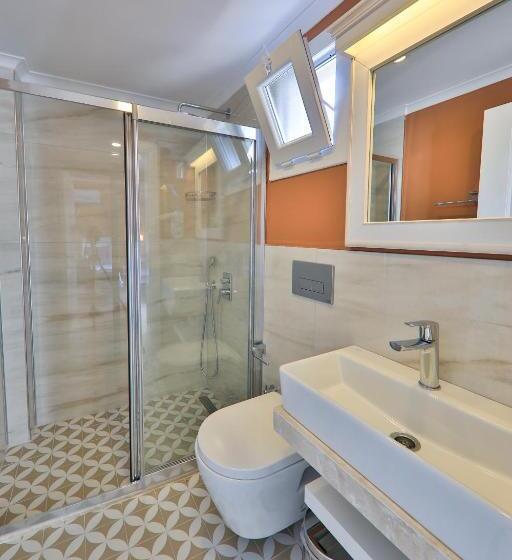 חדר סטנדרט נוף להרים, Lora Kaş