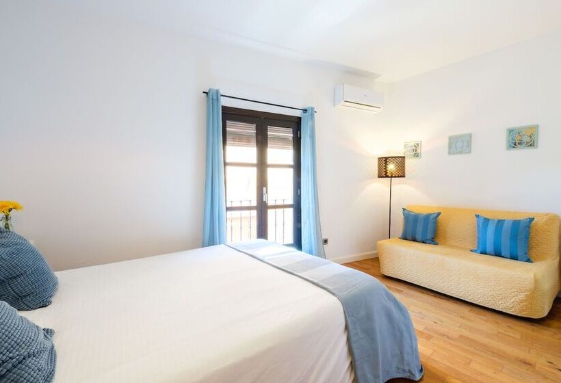 复式房间, Toledo Ap