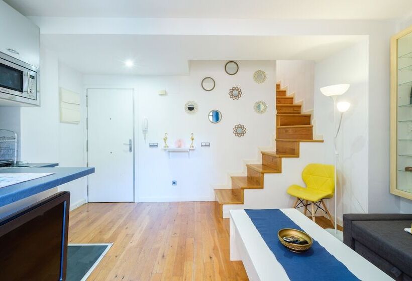 复式房间, Toledo Ap