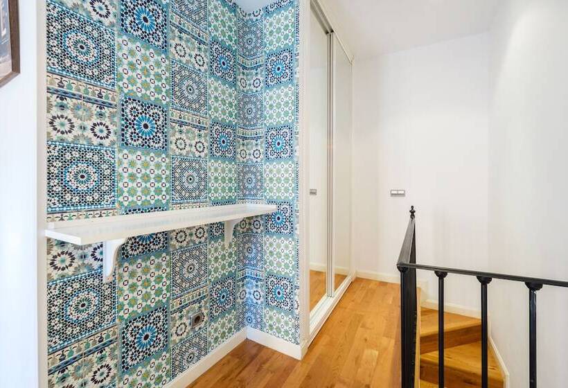 复式房间, Toledo Ap