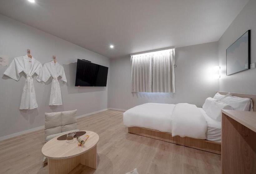 اتاق اکونومی, Cheonan Aank Hotel Seongjeong