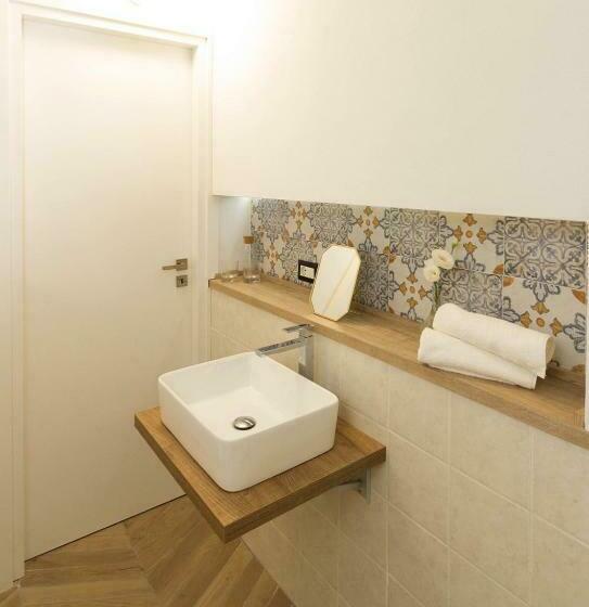 اتاق استاندارد, A' Marunnella