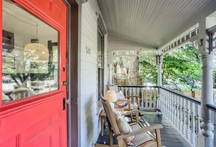 منزل 3 غرف نوم, A Lodge Lyons