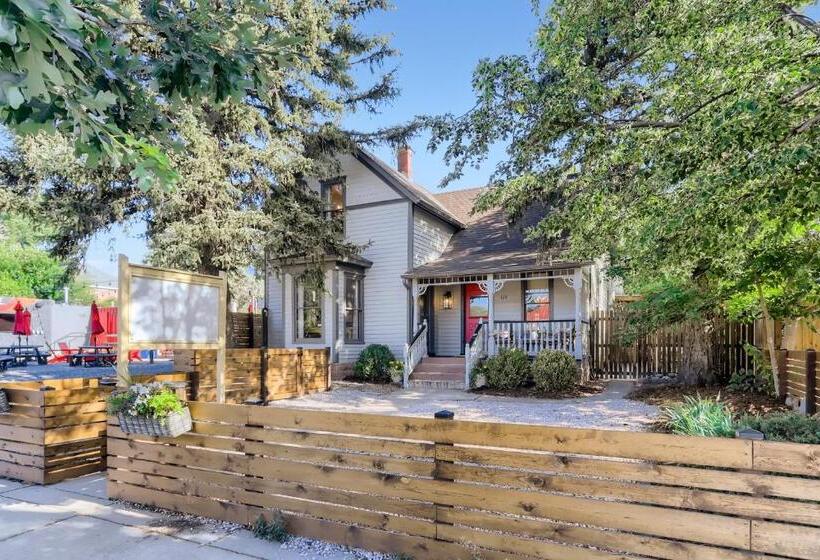 منزل 3 غرف نوم, A Lodge Lyons