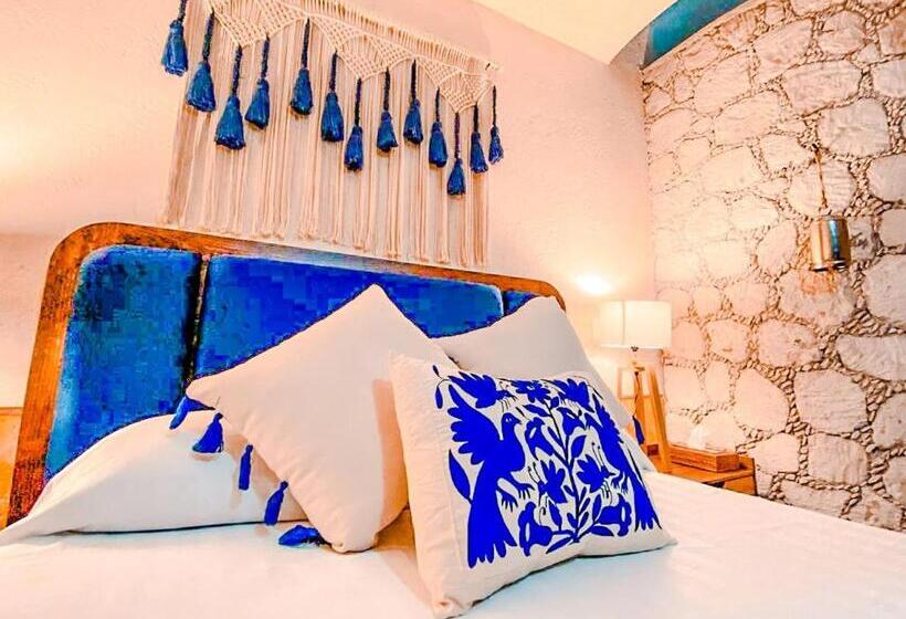 غرفة سوبيريور ثلاثية, Boutique Santo Cuervo