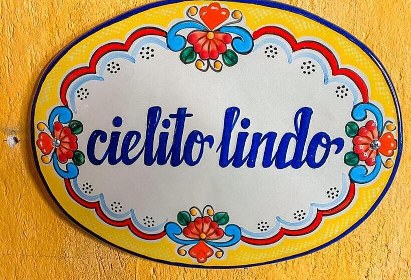 جناح عائلي, Boutique Santo Cuervo