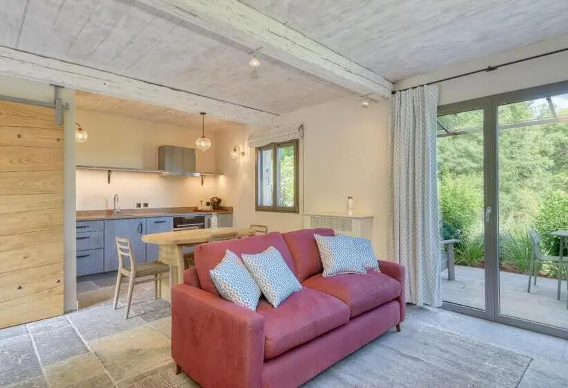Suite met Uitzicht op de Tuin, Lou Calen