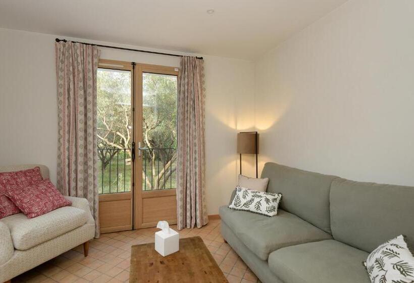 חדר סטנדרט נוף לגינה, Lou Calen