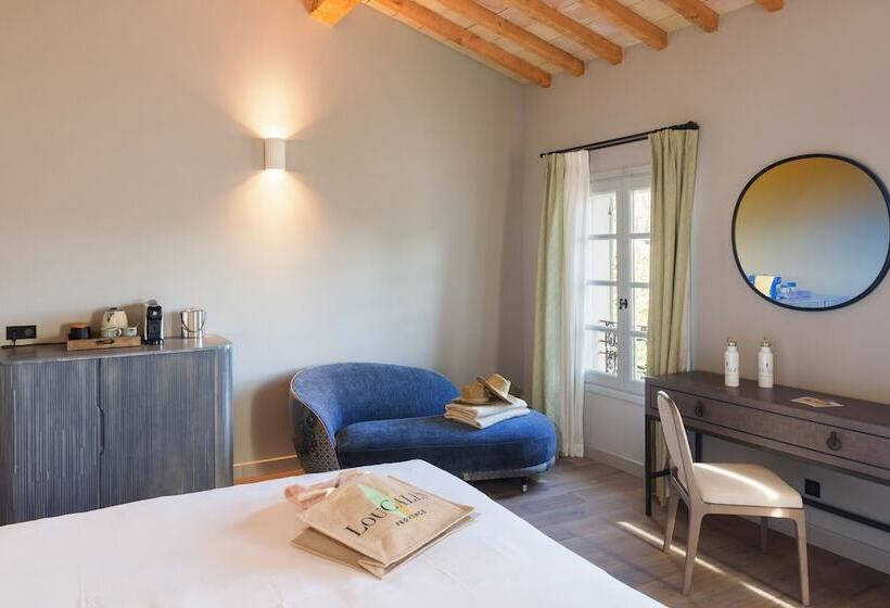 חדר סטנדרט, Lou Calen