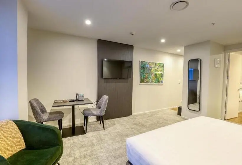استودیوی لوکس, Wyndham Garden Christchurch Kilmore Street