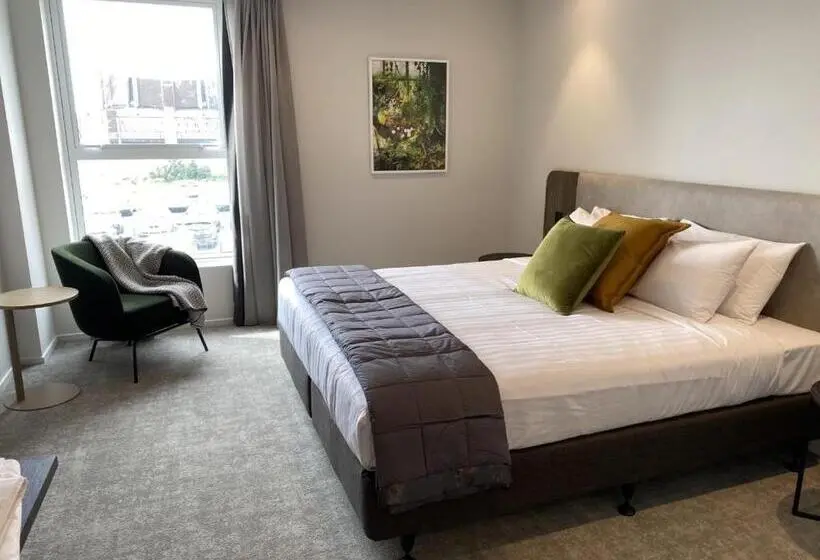 استودیو استاندارد با تخت کینگ, Wyndham Garden Christchurch Kilmore Street