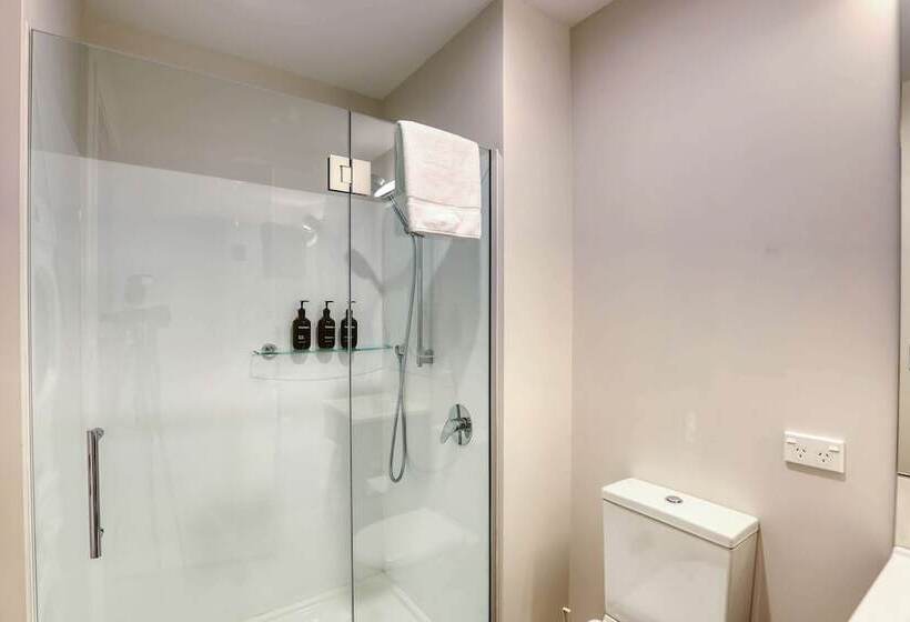 Люкс Кровать Кинг, Wyndham Garden Christchurch Kilmore Street