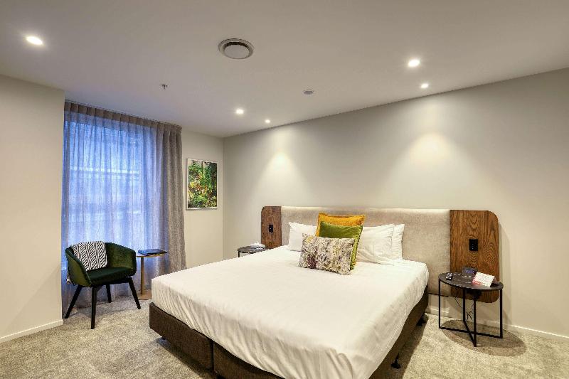 מיטת קינג בסוויטה, Wyndham Garden Christchurch Kilmore Street