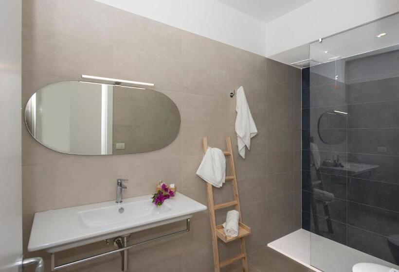 标准工作室, Livantea Agriresort E Residence