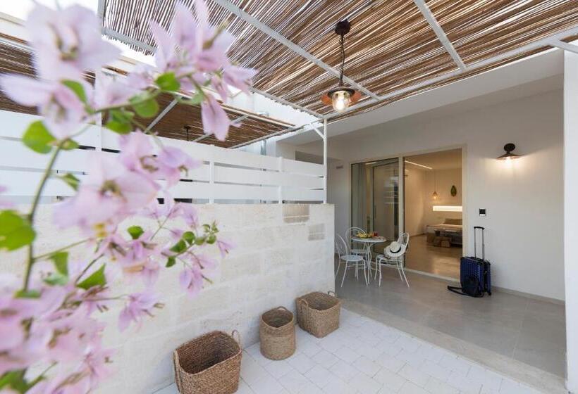 标准工作室, Livantea Agriresort E Residence