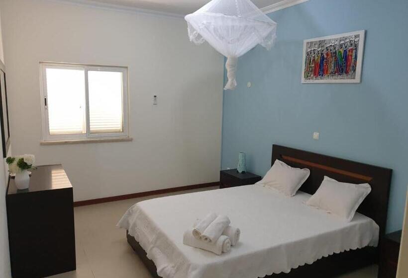 اتاق استاندارد, Cactus Guest House