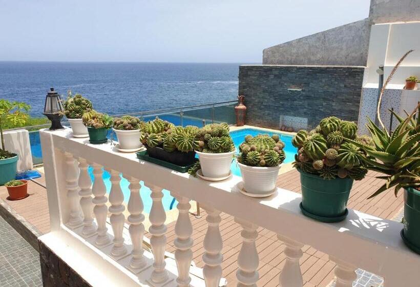 اتاق استاندارد, Cactus Guest House