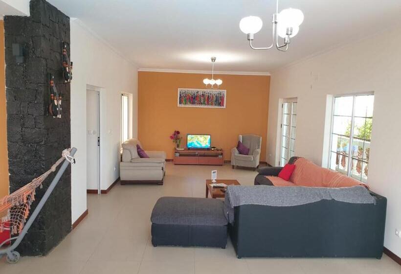 اتاق استاندارد, Cactus Guest House