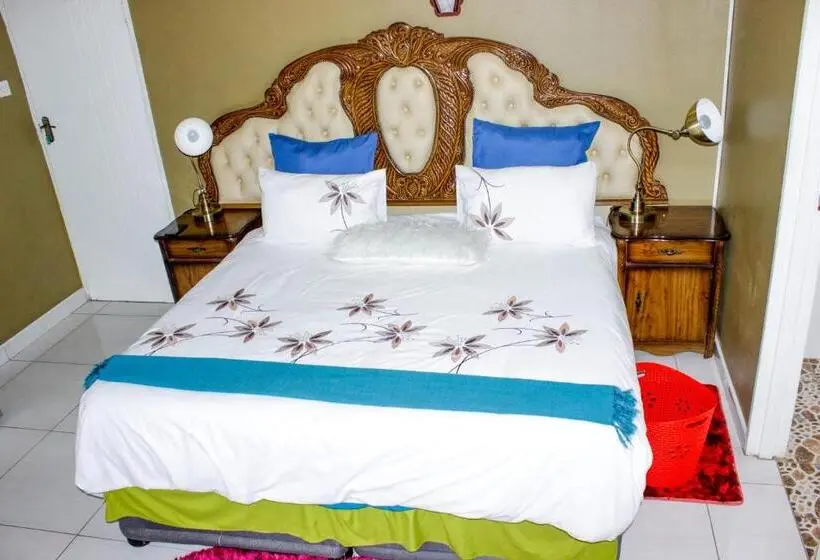 اتاق خانوادگی, Motseleng Guest House