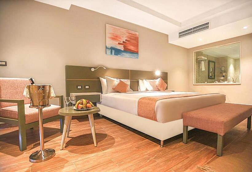 اتاق پرمیوم با چشمانداز دریا, Sataya Resort Marsa Alam