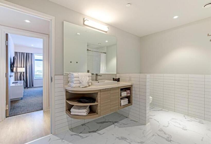 جناح إدارى سرير كينج, Aqsarniit Hotel And Conference Centre