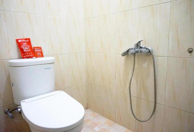 标准间, Reddoorz @ Jalan Kedawung