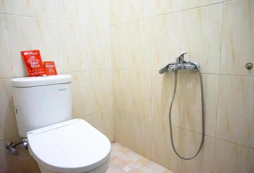 Standardzimmer, Reddoorz @ Jalan Kedawung