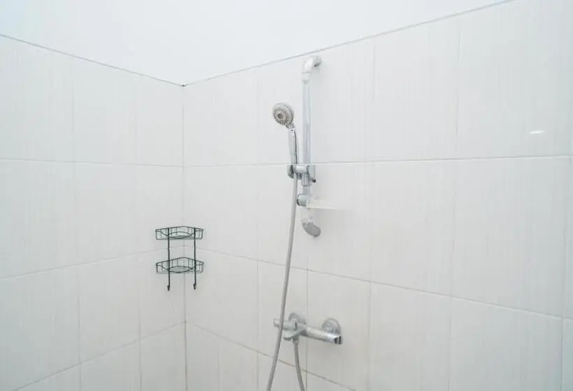 ファミリールーム, Urbanview Hotel Griya Surya Malang By Reddoorz