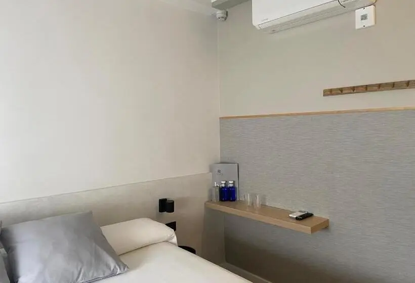 اتاق لوکس چهار تخته, Calendula Hotel & Apartaments
