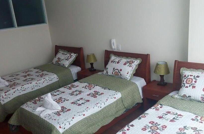 컴포트 트리플 룸, Castillo Real