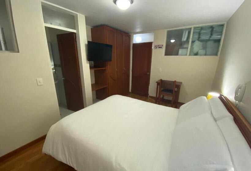 스탠다드 룸, Castillo Real