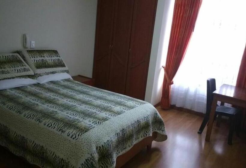 스탠다드 싱글 룸, Castillo Real