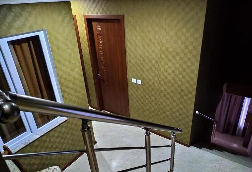 اتاق استاندارد با بالکن, My House In Akhaltsikhe