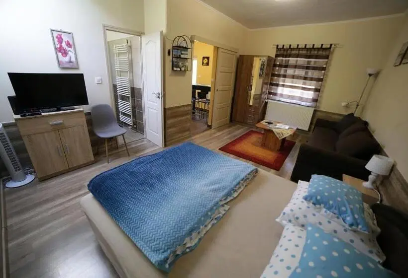 景色の見える一ベッドルームアパートメント, Fónagy Apartmanok