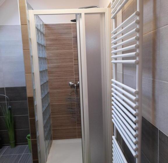 Апартаменты 1 Спальня с Террасой, Fónagy Apartmanok