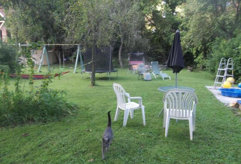 带1个卧室的带阳台的公寓, Fónagy Apartmanok