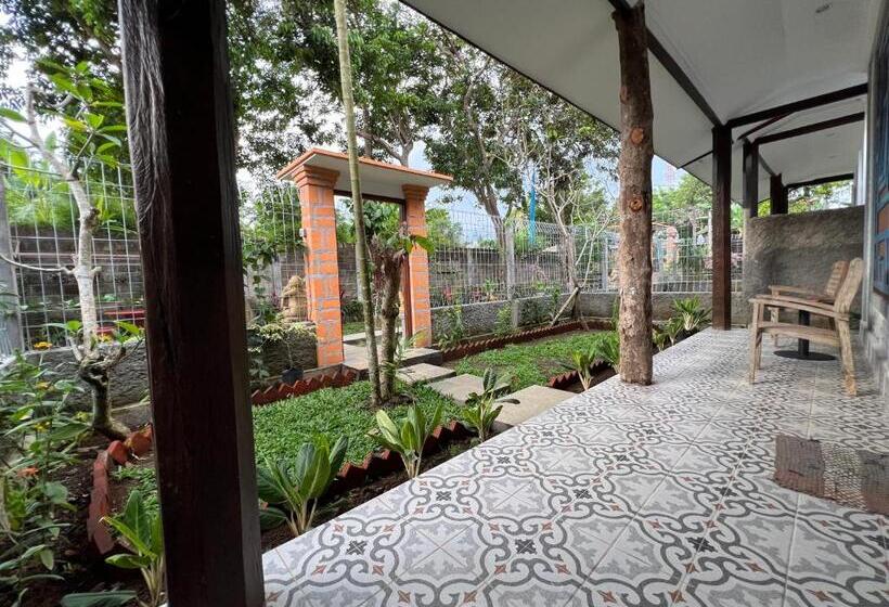 חדר דחוקס עם מיטת קינג, Villa Santai Karangasem