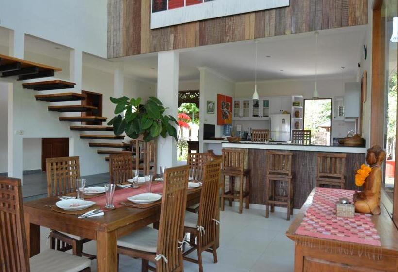 Вилла 3 Спальни, Villa Santai Karangasem