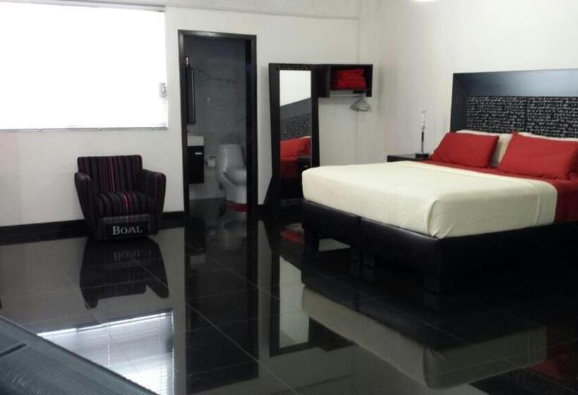 סטודיו סופריור, Premier Hotel Suites