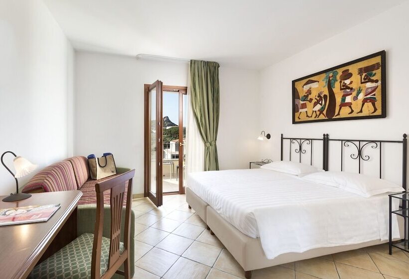 חדר סטנדרט לשלושה, Blu Hotel Morisco