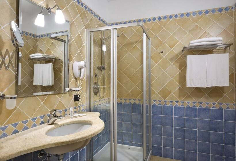 חדר סטנדרט לשלושה, Blu Hotel Morisco