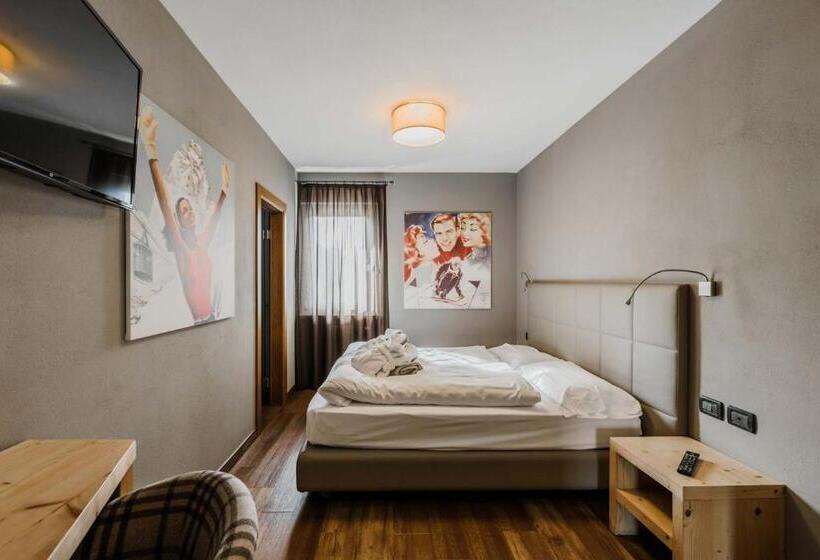 سوییت خانوادگی, Family Hotel Gran Baita