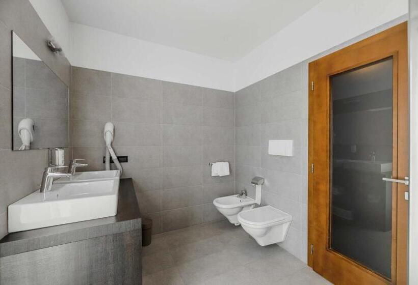 标准三人间, Family Hotel Gran Baita