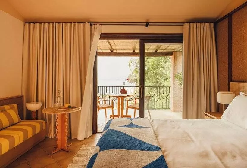 デラックスルーム, Aethos Sardinia