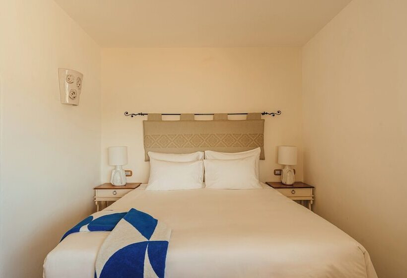 סוויטה עם בריכה, Aethos Sardinia