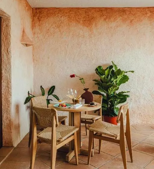プール付きジュニアスイート, Aethos Sardinia