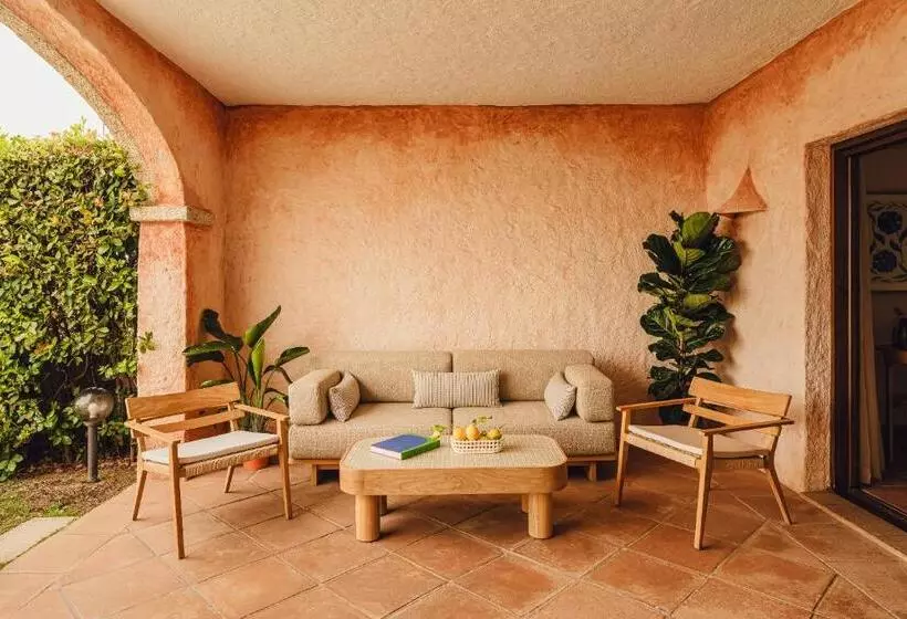 プール付きジュニアスイート, Aethos Sardinia