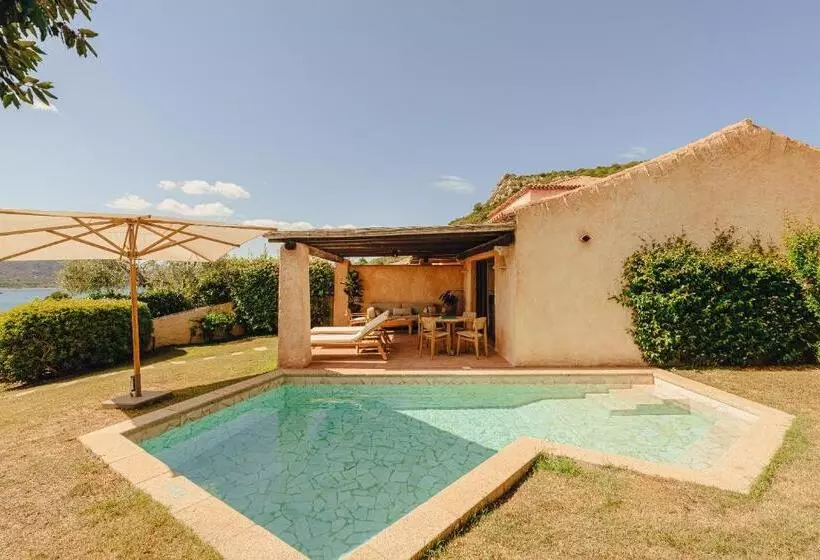 プール付きジュニアスイート, Aethos Sardinia
