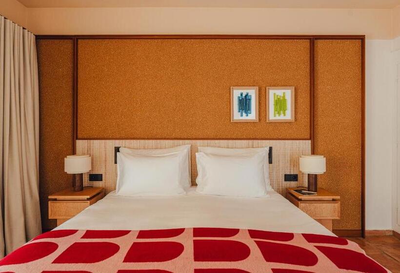 סוויטת ג'וניור עם בריכה, Aethos Sardinia