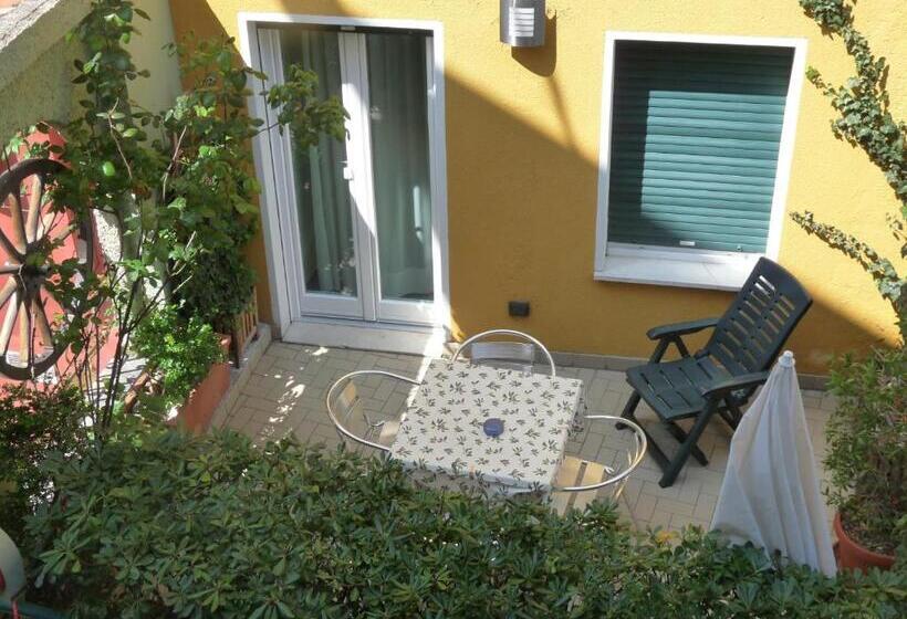 클래식 패밀리 룸, Alpino